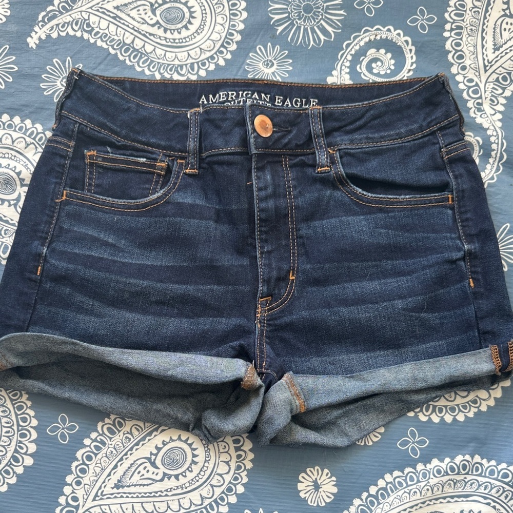American Eagle Outfitters Women's Dark Blue Jean Shorts - Picture 2 of 4